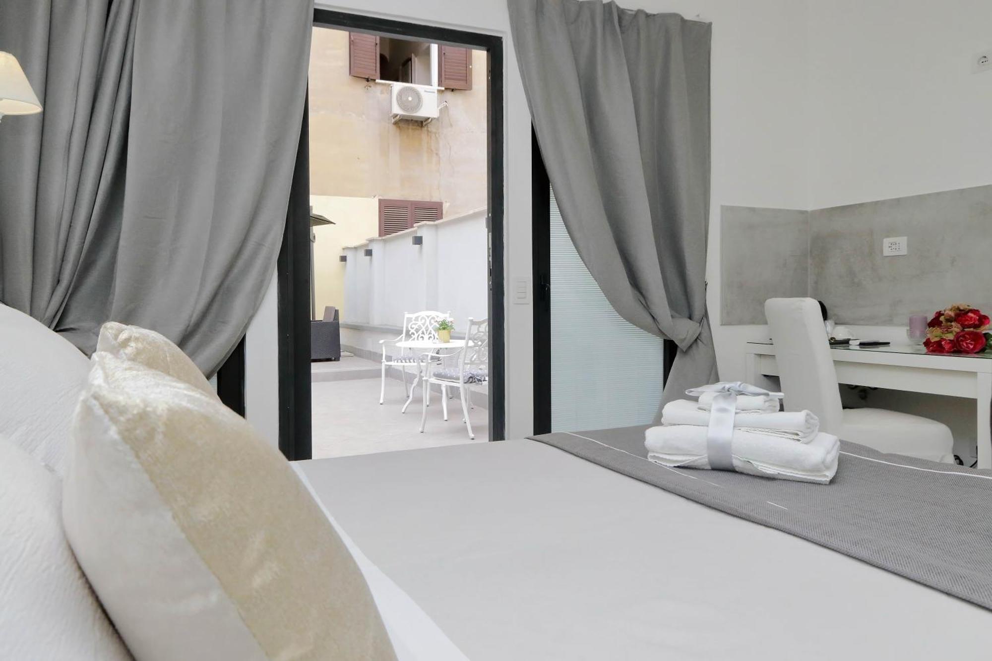 Gæstehus Roman Holiday Suites *